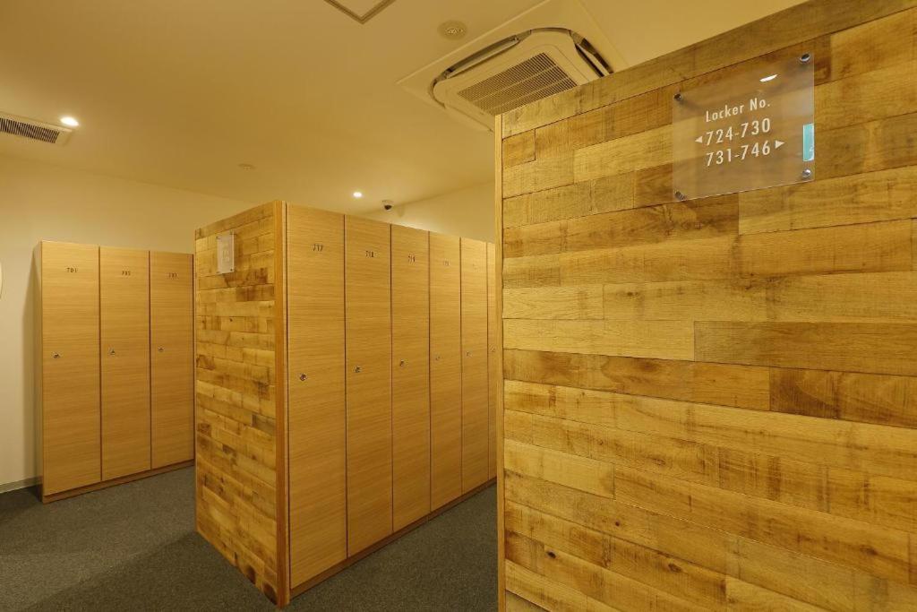 Acro Capsule Hotel Namba Dotonbori Осака Экстерьер фото